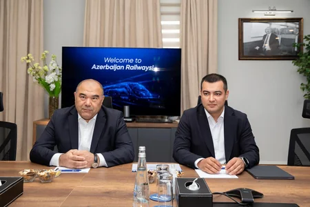 Azərbaycan və Özbəkistan Orta Dəhlizlə bağlı birgə fəaliyyətin şaxələndirilməsini müzakirə edib