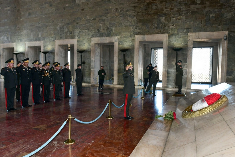 Azərbaycan generalları Anıtqəbri ziyarət ediblər