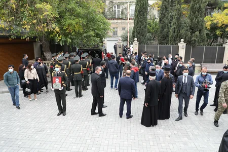 Şəhid Dmitri Solnsevin II Fəxri xiyabanda dəfn olunub