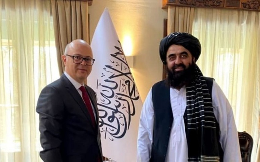Türkiyə səfiri Taliban hökumət başçısının müavini və naziri ilə görüşüb