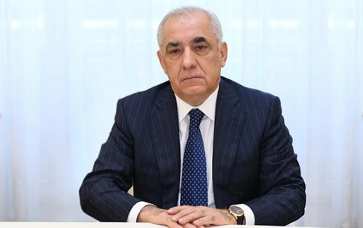 Əli Əsədov İranın Birinci vitse-prezidenti ilə telefonla danışdı