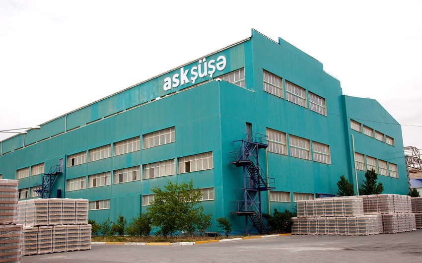Azərbaycanda dövlətə məxsus şüşə istehsalçısının rəhbəri dəyişdirilib