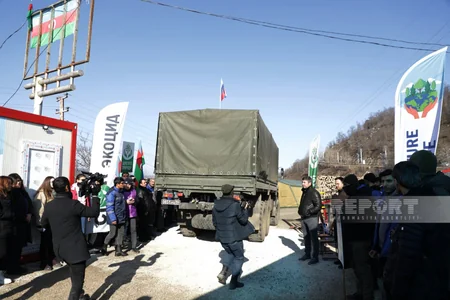 Peacekeepers' supply vehicles pass freely along Shusha-Khankandi road again - VIDEO