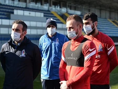 AFFA prezidenti milli komandanın heyəti ilə görüşdü