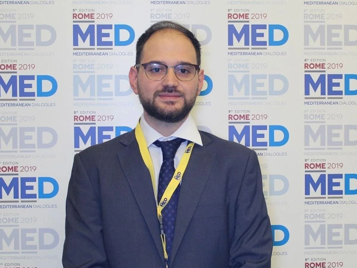 Italian expert: Armenia uses provocation to distract citizens from economic problems