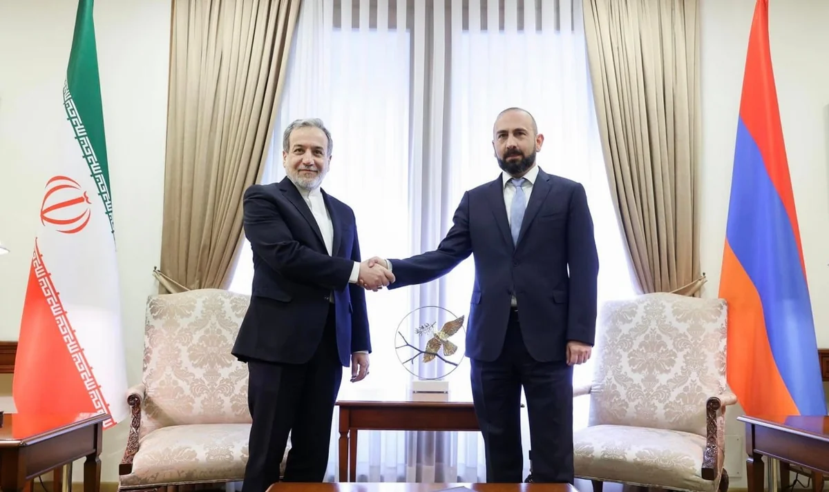 Iran, Armenia mull regional issues