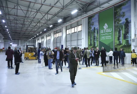 Xarici diplomatlar Kəlbəcərdə “İstisu” mineral su zavodunda olublar