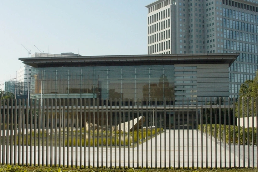 Yaponiya hökuməti tam tərkibdə istefa verib