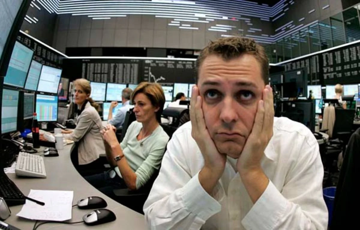 ​Avronun məzənnəsi 9 illik minimuma enib