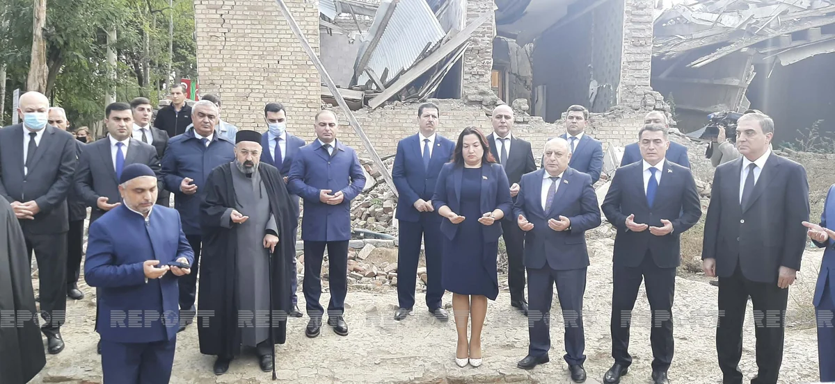 Gəncədə erməni terroru zamanı şəhid olanların xatirəsi anılıb