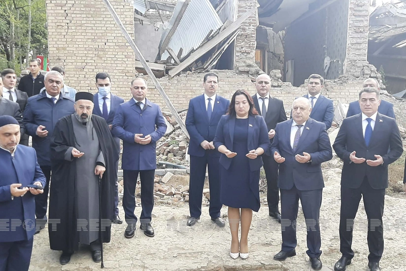 Gəncədə erməni terroru zamanı şəhid olanların xatirəsi anılıb