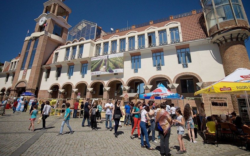Azerbaijani tourists inject nearly $50M into Georgian economy in Q1 2025