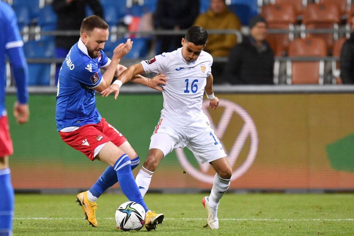 DÇ-2022: Rumıniya millisinin 15 yaşlı futbolçusu tarixə düşüb