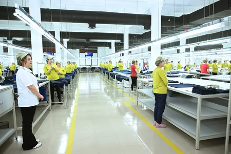 President Ilham Aliyev inspected operations of Khankandi garment factory