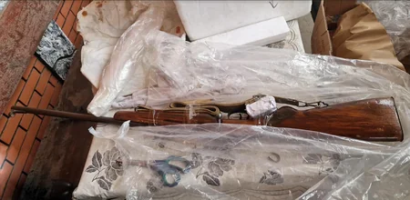 Şərurda külli miqdarda aksizi olmayan siqaretlər, spirtli içkilər və yivli odlu silah aşkarlanıb