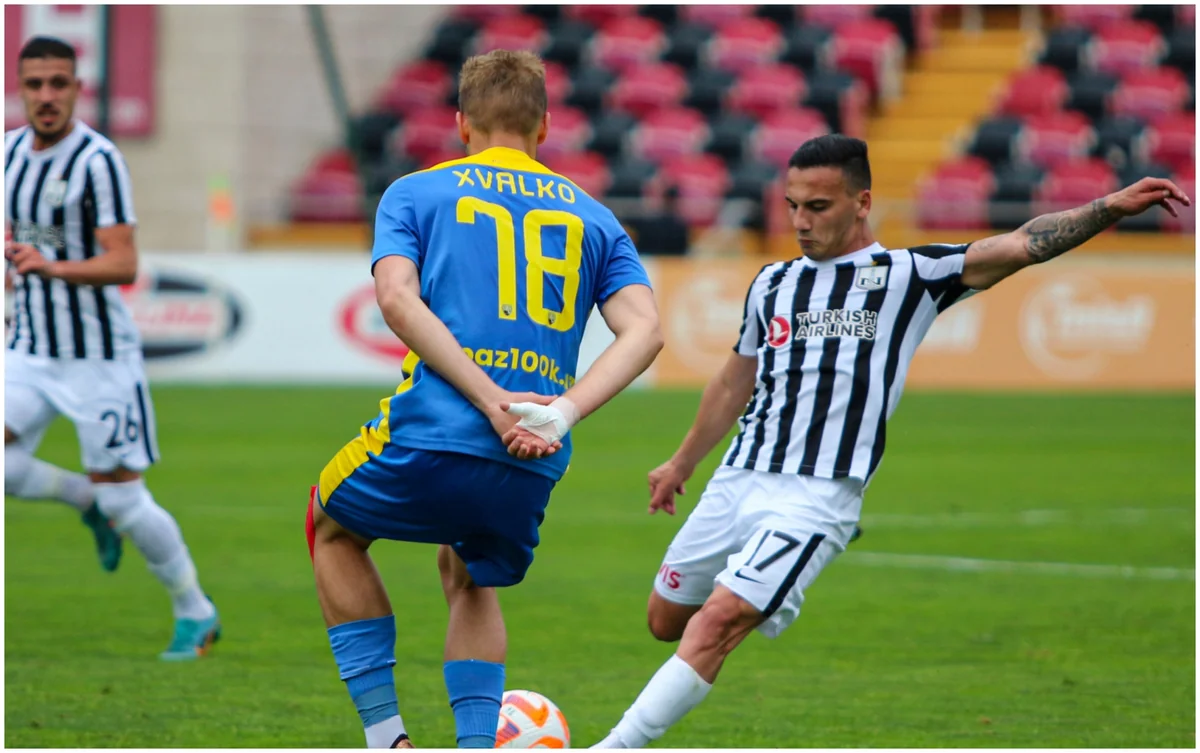 Kəpəzlə oyun Neftçinin iki futbolçusu üçün yubileylə əlamətdar olub