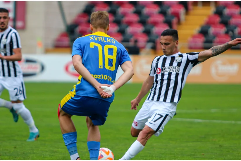 Kəpəzlə oyun Neftçinin iki futbolçusu üçün yubileylə əlamətdar olub
