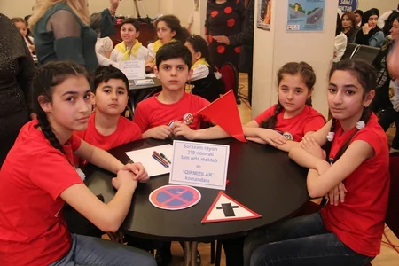 Bakı məktəbləri arasında “Yol hərəkəti qaydaları və mən!” adlı bilik yarışı keçirilib