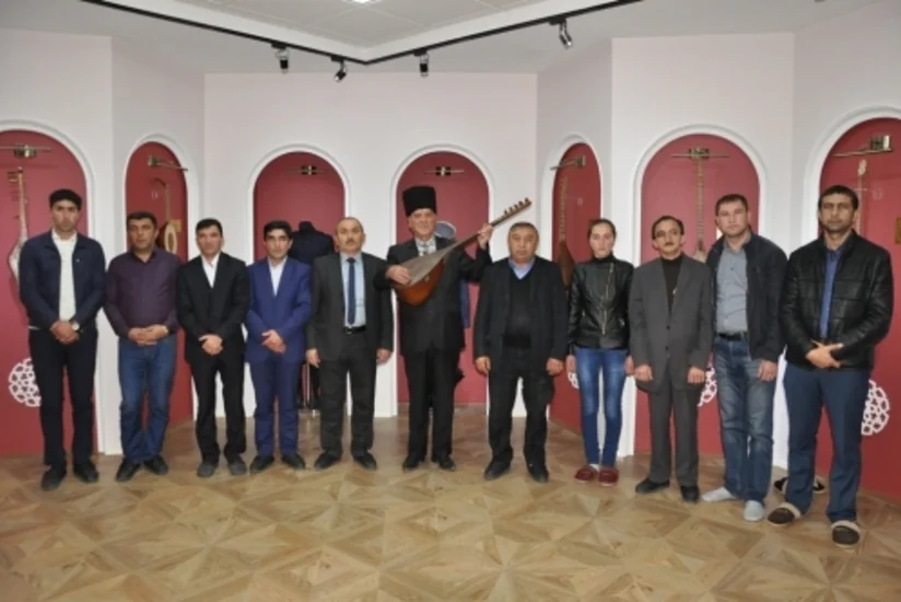 Gədəbəy Aşıq Məktəbində Ustad dərsi rubrikası Zahid Aslanoğluna həsr olunub