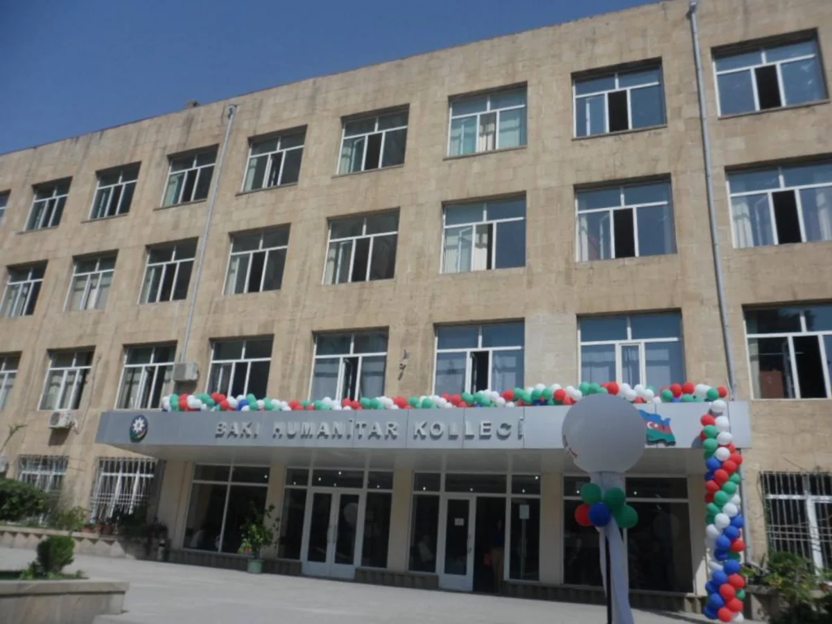 Nazirlik direktorun tələbəni təhqir etməsi ilə bağlı araşdırmalara başladı