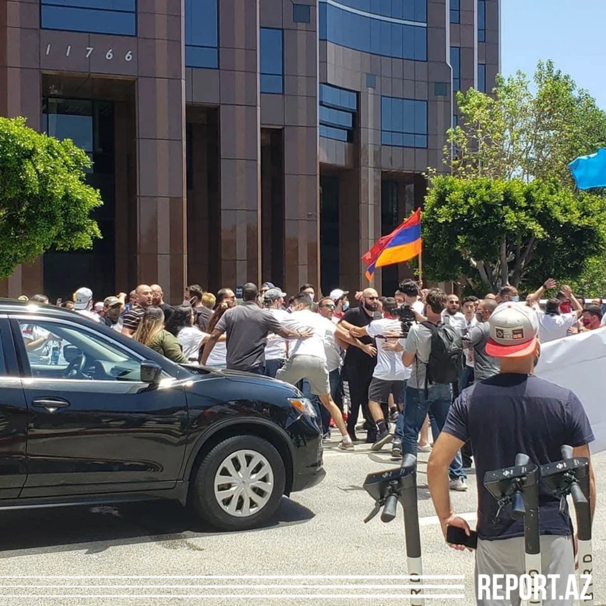 В США армяне напали на азербайджанцев, есть пострадавшие