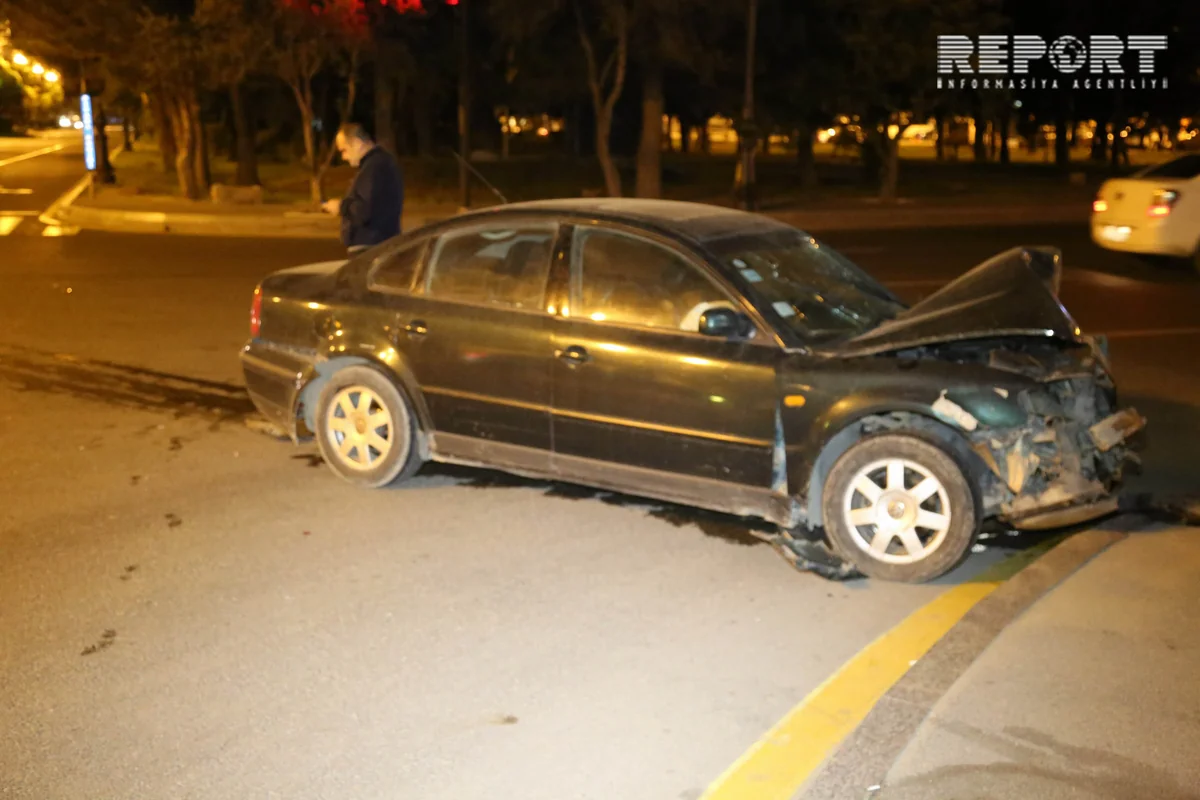 Bakıda yol qəzasına baxan sürücü özü qəza törədib, 1 nəfər yaralanıb - FOTO - VİDEO - YENİLƏNİB