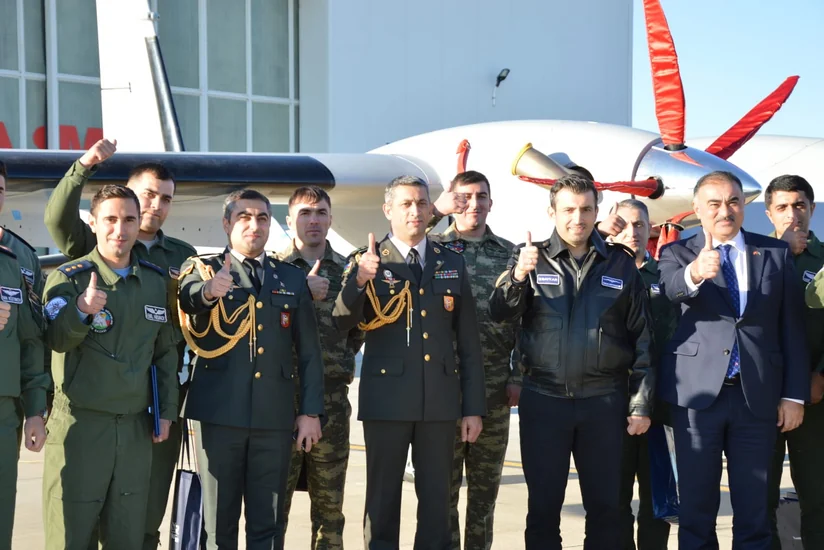 В Турции азербайджанские военнослужащие успешно завершили курс эксплуатации БПЛА Акынджи