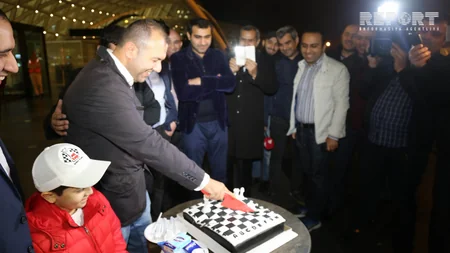 Üçqat Avropa çempionu olmuş Azərbaycan şahmatçıları Vətənə dönüb - FOTO