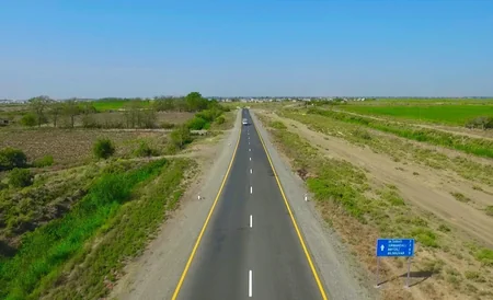 Biləsuvarda yeni avtomobil yolu istifadəyə verilib