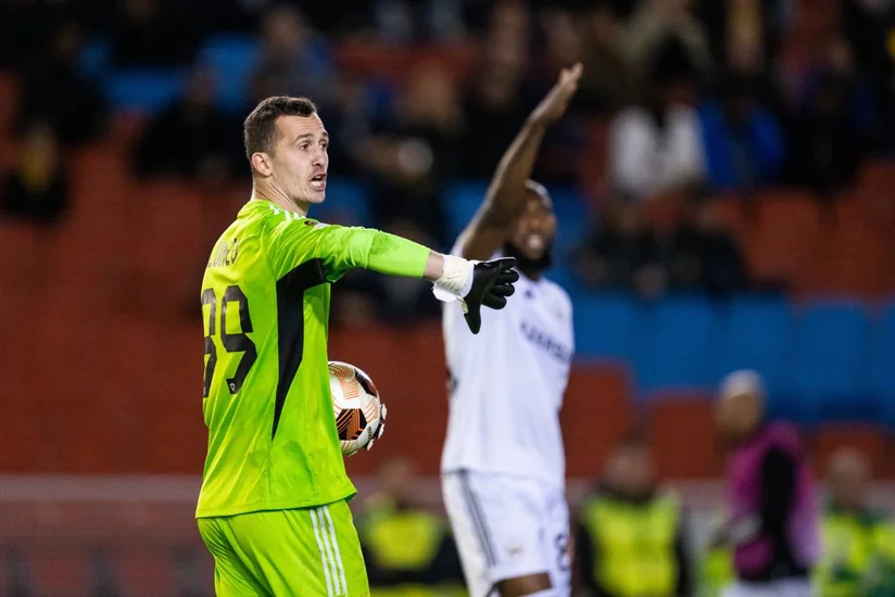 Avropa Liqası: Qarabağın qapıçısının qurtarışı ən yaxşılar siyahısında göstərilib