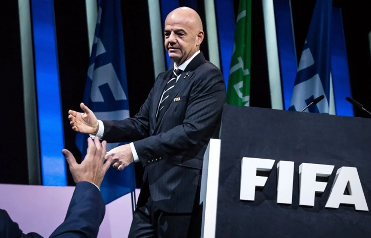 Canni İnfantino yenidən FİFA-nın prezidenti seçilib