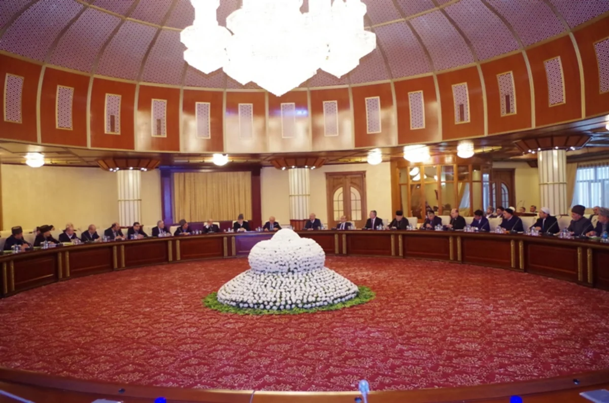 Qafqaz Müsəlmanları İdarəsində Dini Qurumlarla İş üzrə Dövlət Komitəsinin rəhbərliyi ilə birgə müşavirə keçirilib
