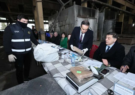 Azərbaycan gömrükçülərinin dövriyyədən götürdüyü 5,1 tondan çox narkotik məhv edilib