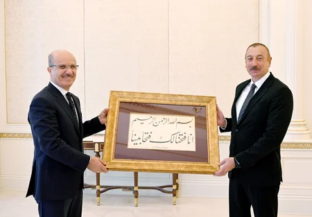 İlham Əliyev Türkiyənin Ali Təhsil Şurasının sədrini qəbul edib