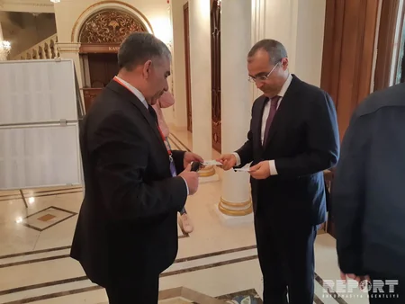 Mikayıl Cabbarov səs verib