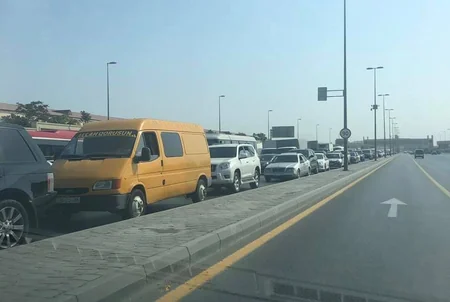 Bakının Ziya Bünyadov prospektində yol qəzası baş verib