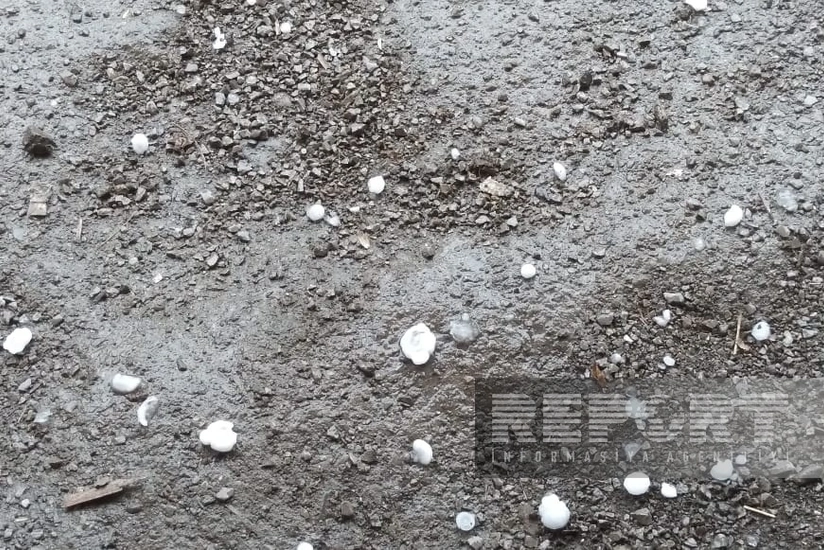 В Дашкесане, Гедабее и Гёйгеле выпал град