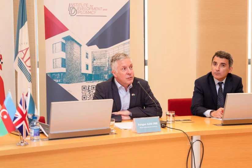 UK envoy makes presentation at ADA University in Baku