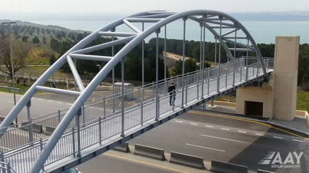 Azərbaycanda daha iki yerüstü piyada keçidi istifadəyə verilib