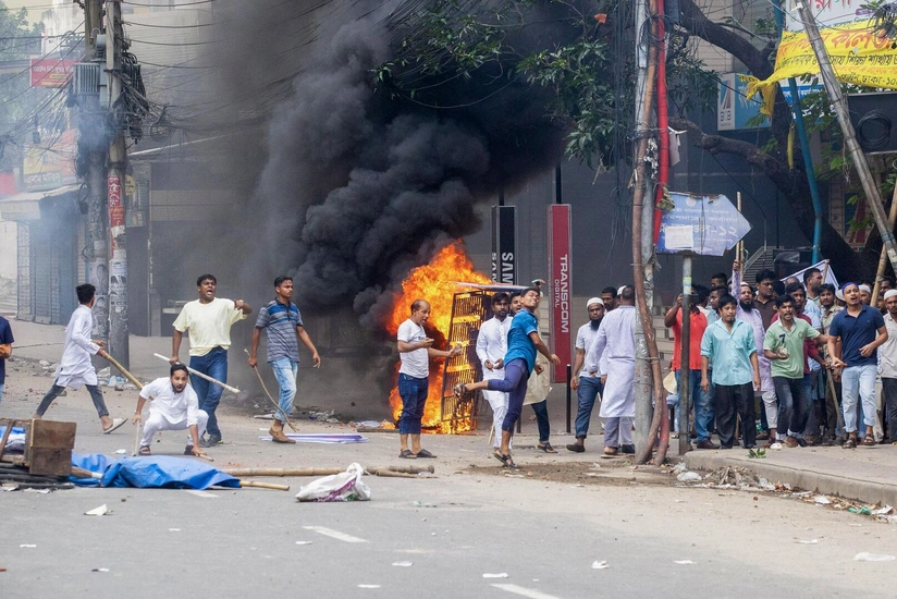 В Бангладеш число погибших в беспорядках превысило 150 человек
