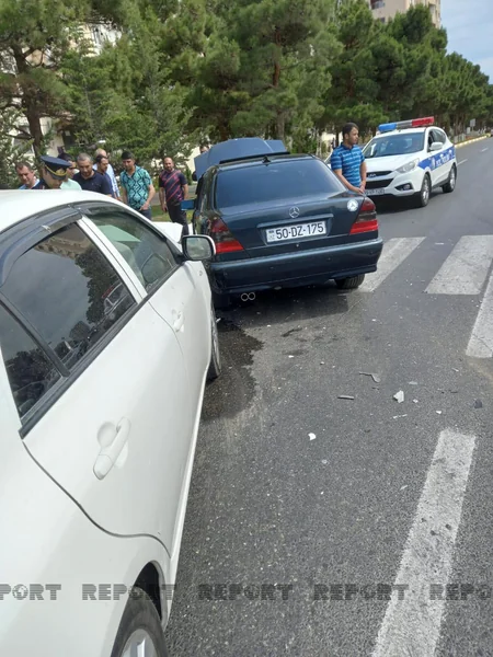 Sumqayıtda avtomobillər toqquşub