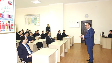 “SOCAR-Polymer” əməkdaşlarının biliklərini nümayiş etdirməsi məqsədilə tədbir keçirilib