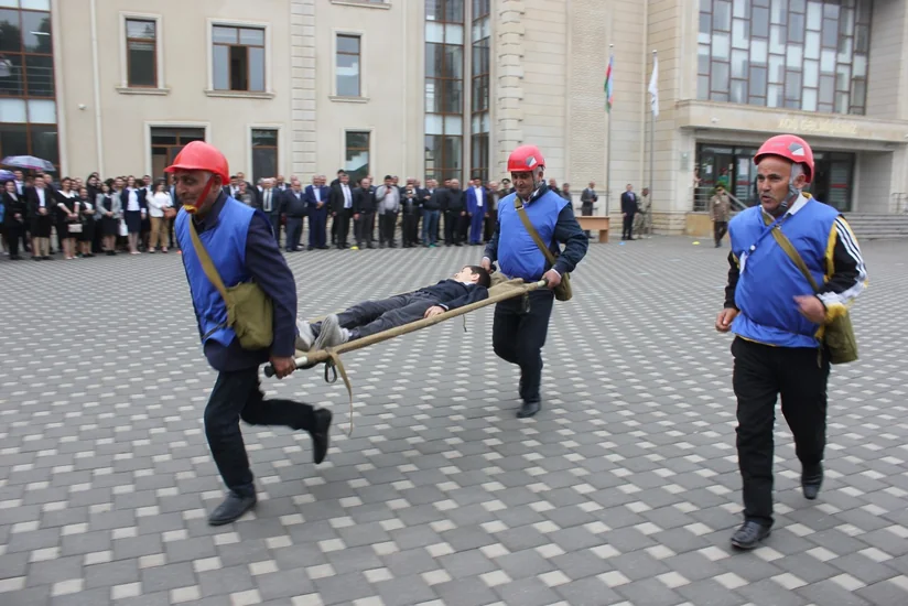 FHN-in Gəncə Regional Mərkəzi nümunəvi mülki müdafiə tədbiri keçirib