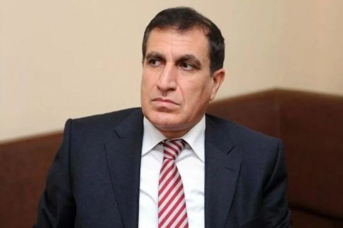 Məhkəmə Əjdər Olun cəzasını azaldıb