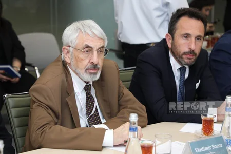 Azərbaycanın qlobal nəqliyyat şəbəkəsində tutduğu strateji mövqe təqdim edilib