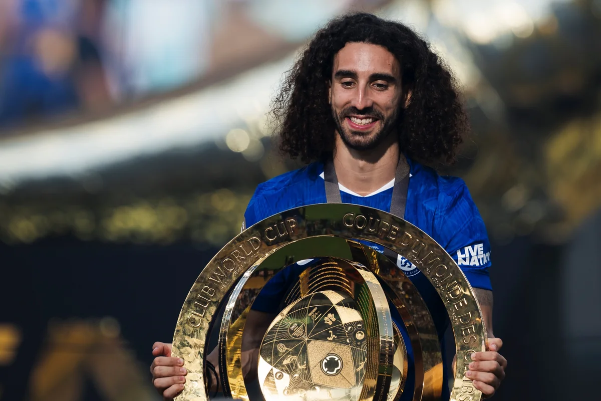 London klubu futbolçusu ilə müqavilənin müddətini uzadacaq