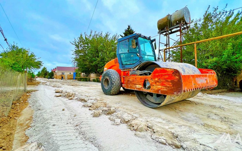 Bakının Cəfər Cabbarlı küçəsi təmir edilir