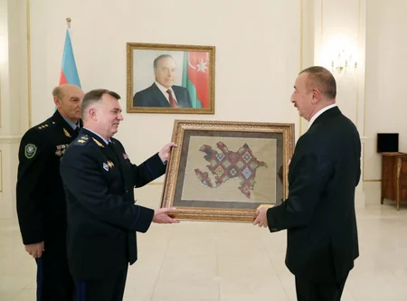 Prezident İlham Əliyev MDB Sərhəd Qoşunları Komandanları Şurasının 78-ci iclasının iştirakçılarını qəbul edib - YENİLƏNİB