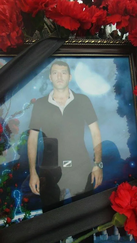 Günəşli yatağında baş verən faciədə həlak olan daha bir neftçi dəfn olunub - FOTO