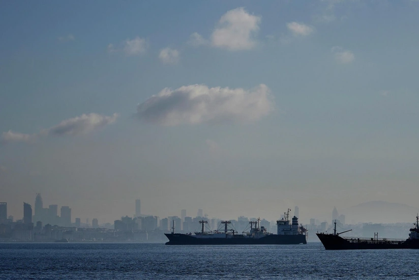 Dardanel boğazında gəmilərin hərəkəti dayandırılıb